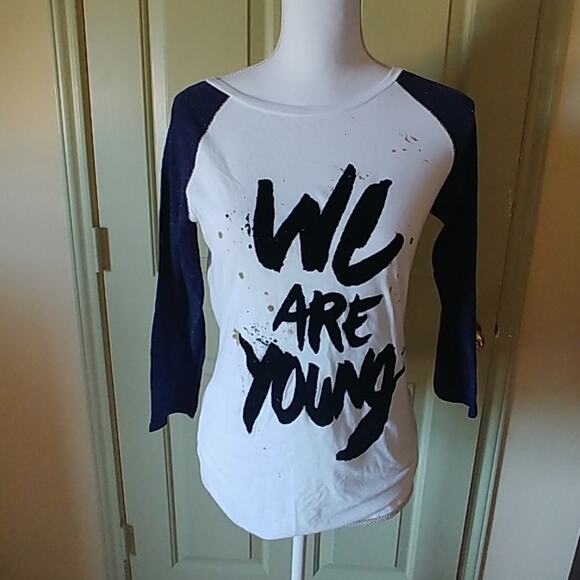 American Eagle "We Are Young" Screen Long Sleeve Tshirt Small - Picture 1 of 3